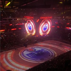 Meet your Posher, Elise